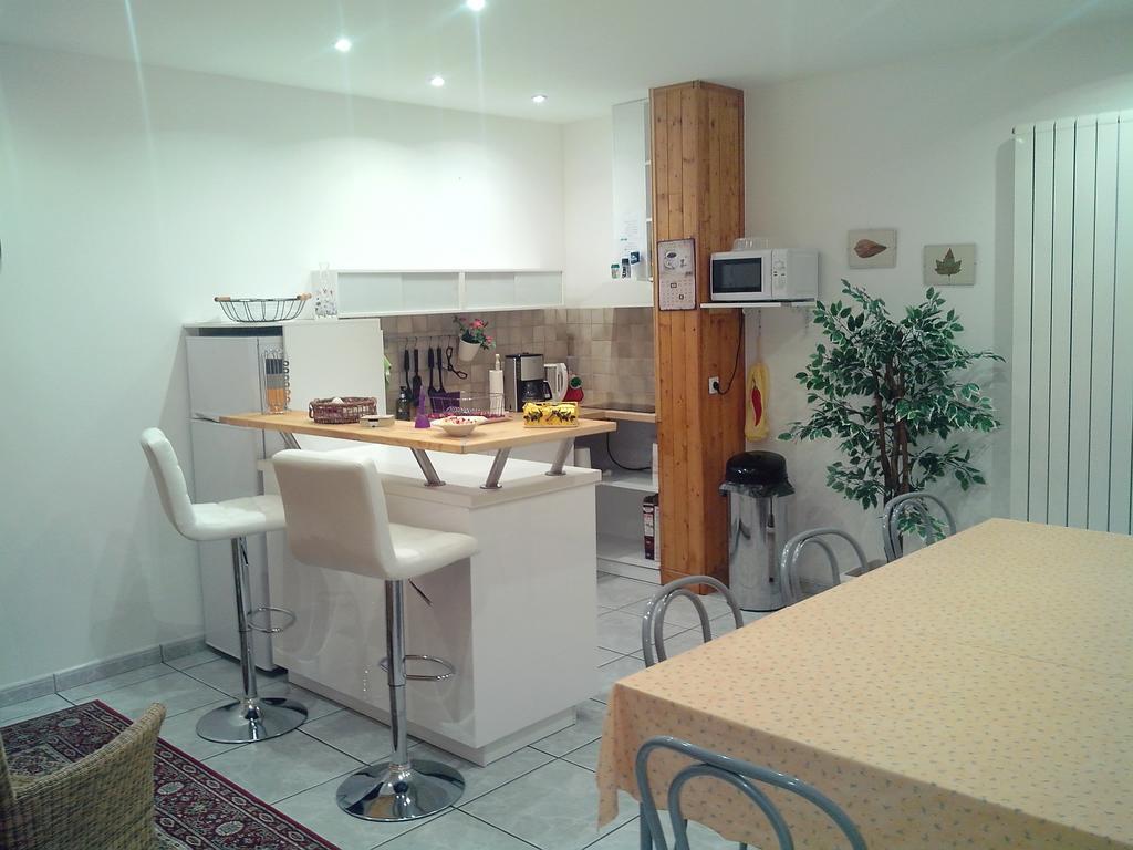 Le Panorama - Chambres D'Hotes - Cuisine Disponible Vieille-Brioude Luaran gambar